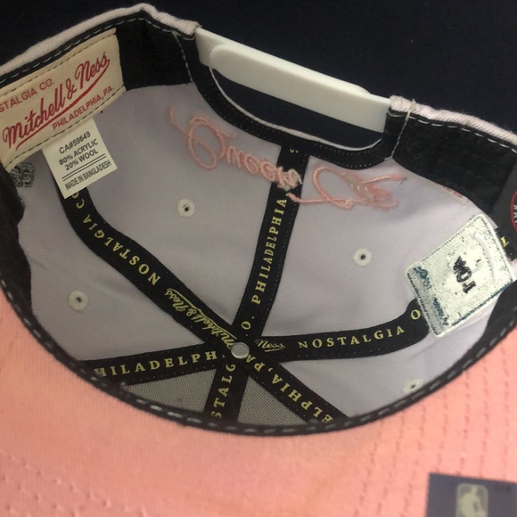 Toronto Raptors Special Edition SnapBack - Picture 6 of 6